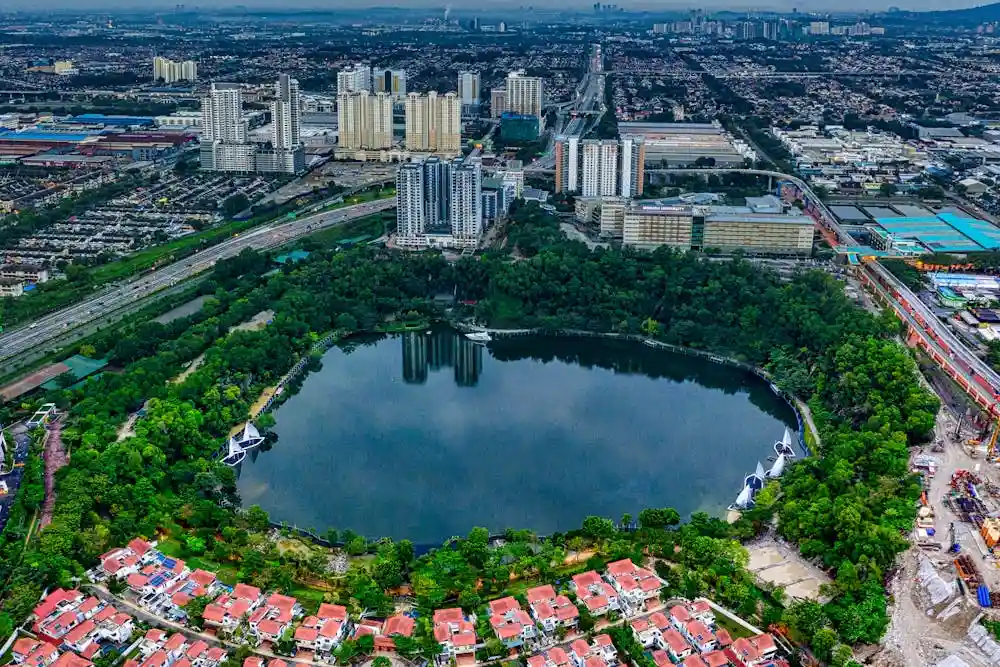 Best honeymoon destinations in December in Asia